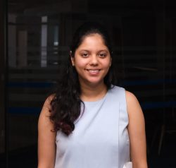 profile picture vanshika shah